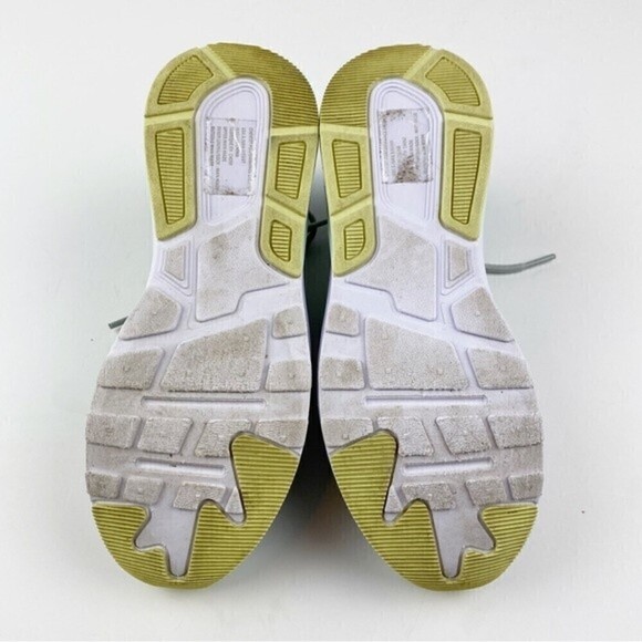 Fabletics Cheviot Performance Memory Form Ultra Lightweight Sneakers Green 6.5 - Picture 13 of 13